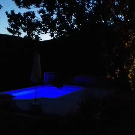 Vakantiehuis Mediterranean Stone House *