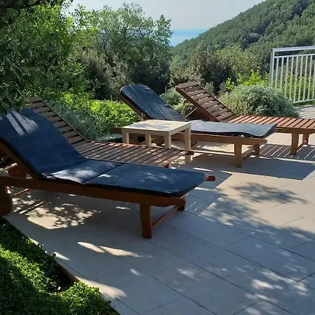 Mediterranean Stone House Semesterbostad *
