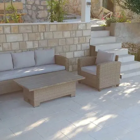 Vakantiehuis Mediterranean Stone House