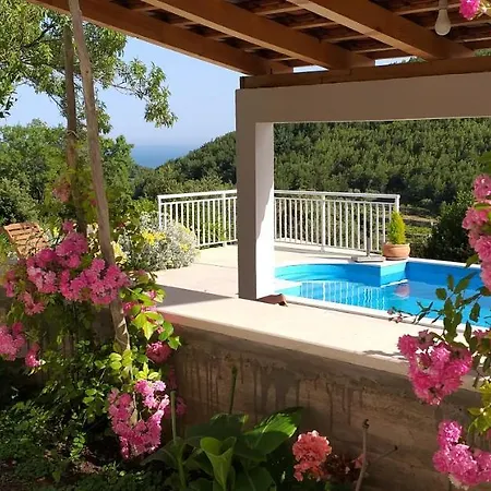 Vakantiehuis Mediterranean Stone House *