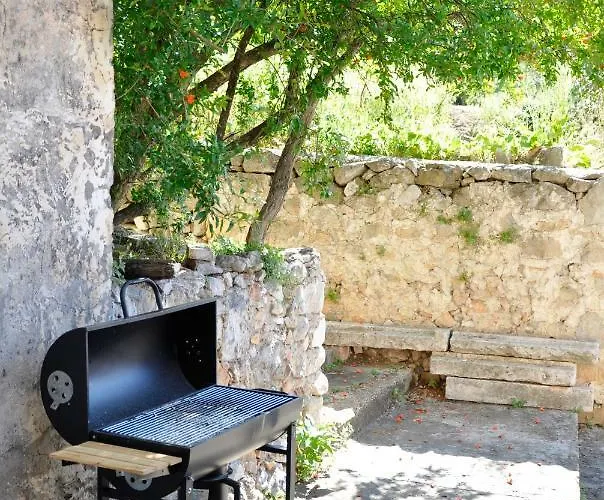 Mediterranean Stone House * Babino Polje