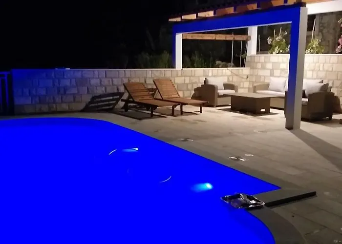 Mediterranean Stone House Holiday home *